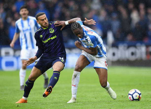 他以谦逊学 他以谦逊学